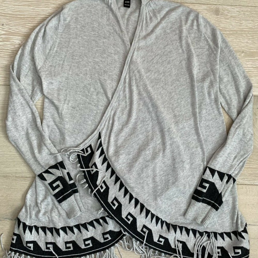 Aqua Brand Size S Cardigan Long Sleeved Grey